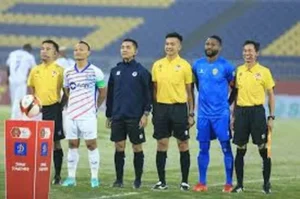 Vai Trò Quan Trọng Của Trợ Lý Trọng Tài Bóng Đá Chuyên Nghiệp